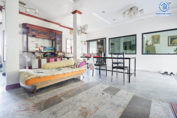 *****บ้านเดี่ยวมือสอง ม.รัชดาภิเษก42 รัชดาภิเษก พร้อมเข้าอยู่ 4 ห้องนอน 3 ห้องน้ำ จอดรถได้ 10 คัน บนเนื้อที่กว่า 198 ตร.ว. พื้นที่ใช้สอยมากถึง 180 ตร.ม. บนทำเลศักยภาพ เชื่อมต่อถนนรัชดา, ถนนลาดพร้าว-วังหิน, ถนนพหลโยธิน, ถนนเสนานิคม1 เดินทางสะดวก ใกล้รถไฟฟ้าสายรถไฟฟ้า สายสีน้ำเงิน "สถานีรัชดาภิเษก" และทางด่วน "อุตราภิมุข"